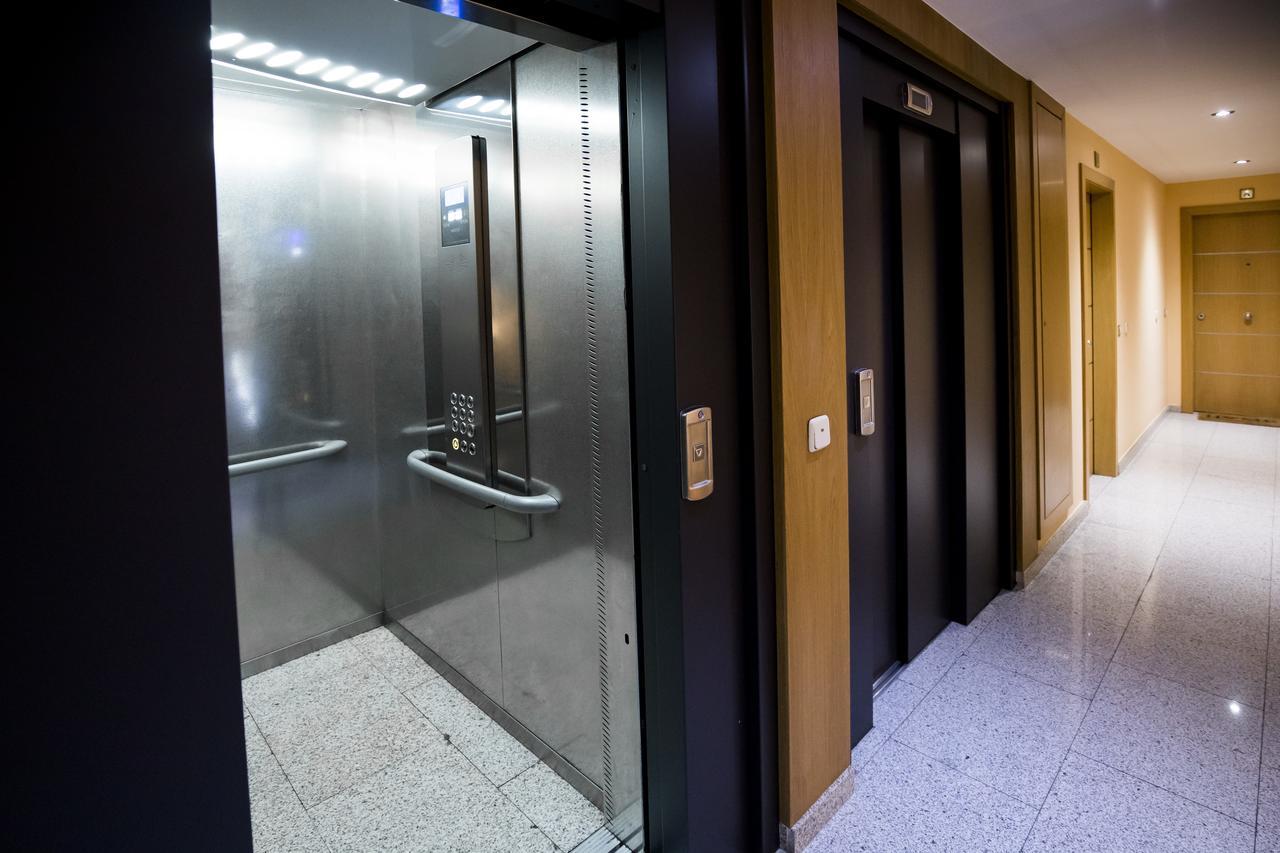 Confort Escaldes Hut 5003 - Hut 7755 Andorra la Vella Ngoại thất bức ảnh